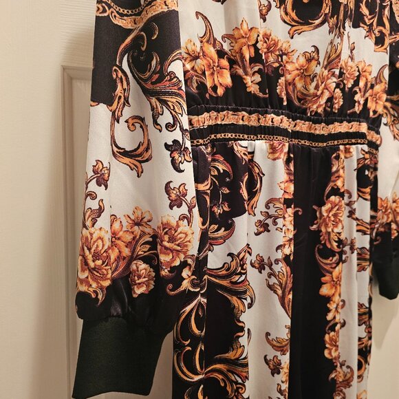 Fun Print Jumpsuit - Picture 9 of 10